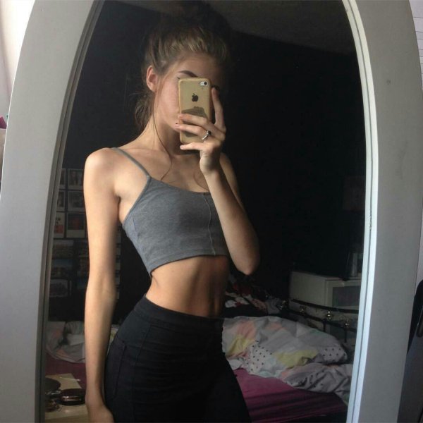 Худая девушка, Девушка, Фигура девушки дома