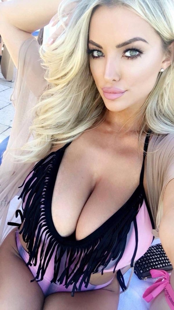 Линдси пелас, Линдси пелас lindsey pelas, Линдси пэлас
