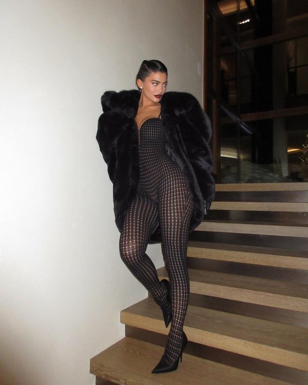 Кайли дженнер, Кайли дженнер фигура, Anastasia karanikolaou kylie jenner