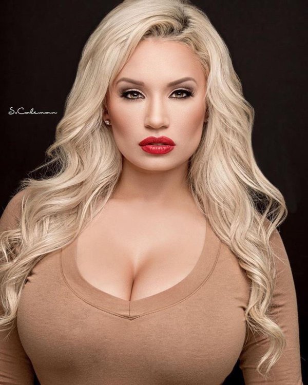 Джессика кайли, Сисястая девушка, Джессика кайли откровенка