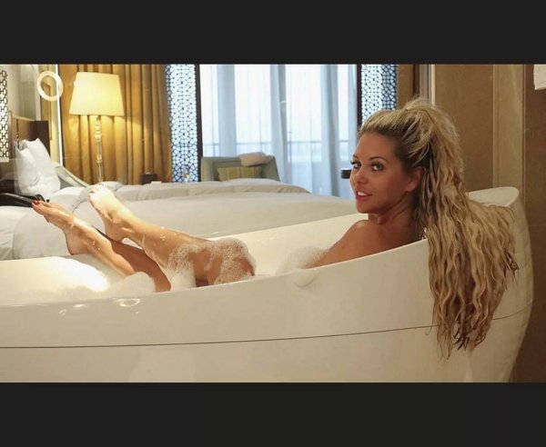 Bianca gascoigne, Bianca gascoigne selfie, Анна семенович v vannoy
