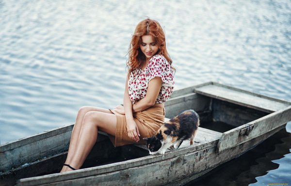 Evgeny freyer рыжая, Девушка в лодке, Рыжая девушка