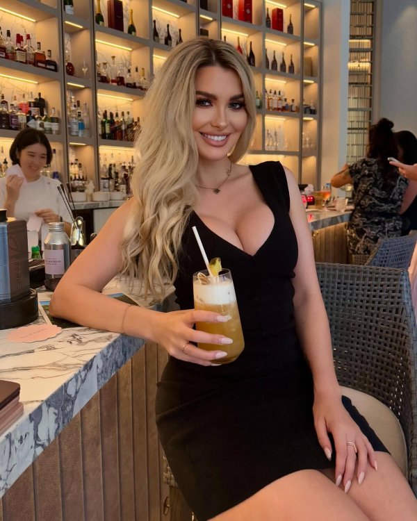 Эмили сирс emily sears
