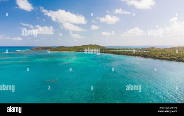 Остров Кулебра в карибском море показывает тропический рай