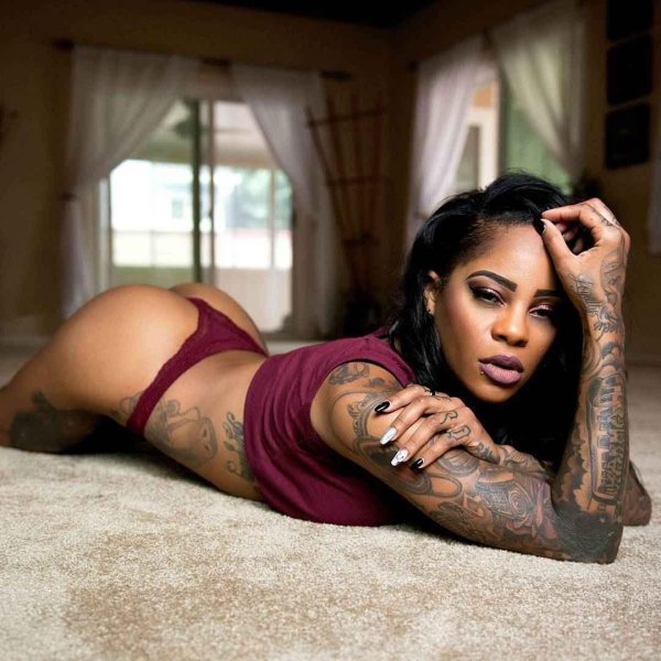 Naysia crenshaw