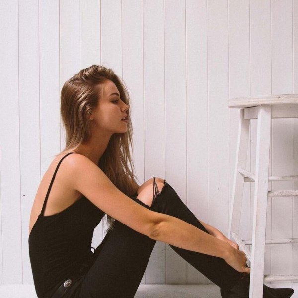 Scarlett leithold