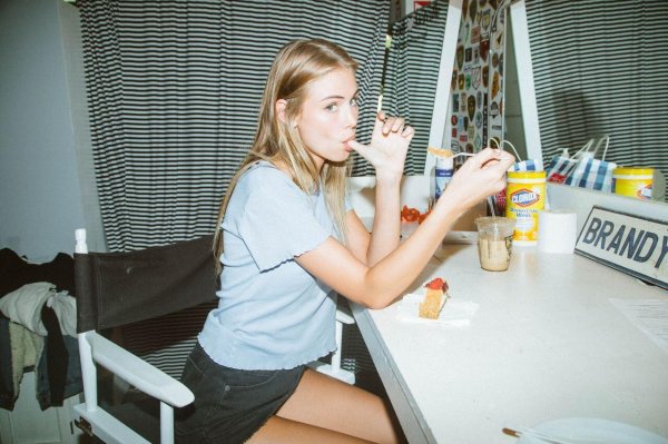 Scarlett leithold