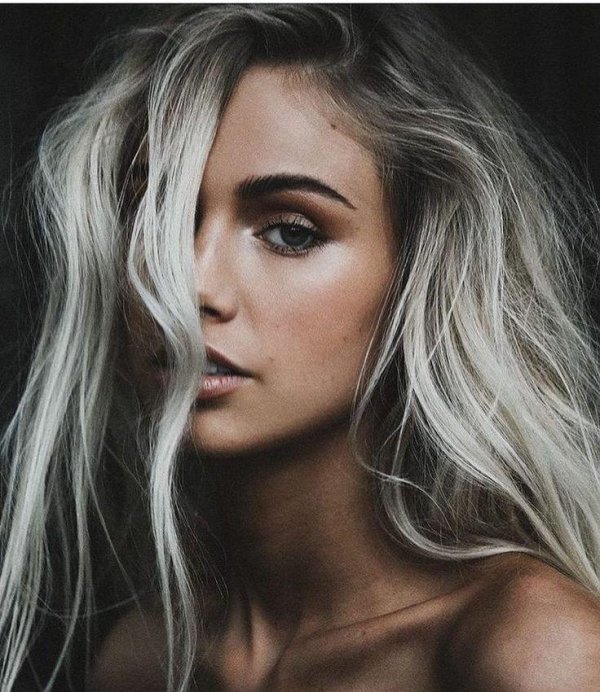 Scarlett leithold