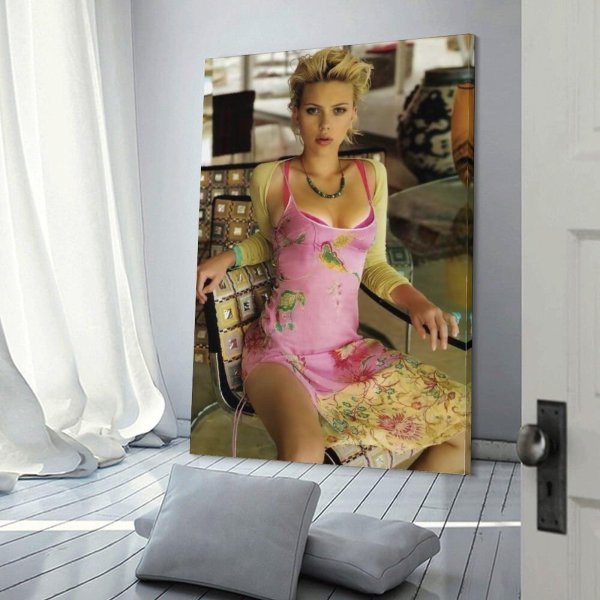 Scarlett johansson scarlett