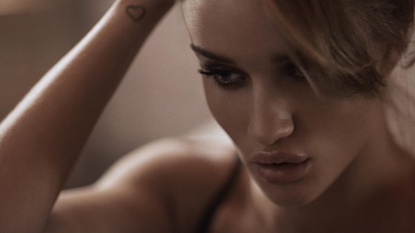 Rosie huntington whiteley, Модель рози хантингтон уайтли, Девушка