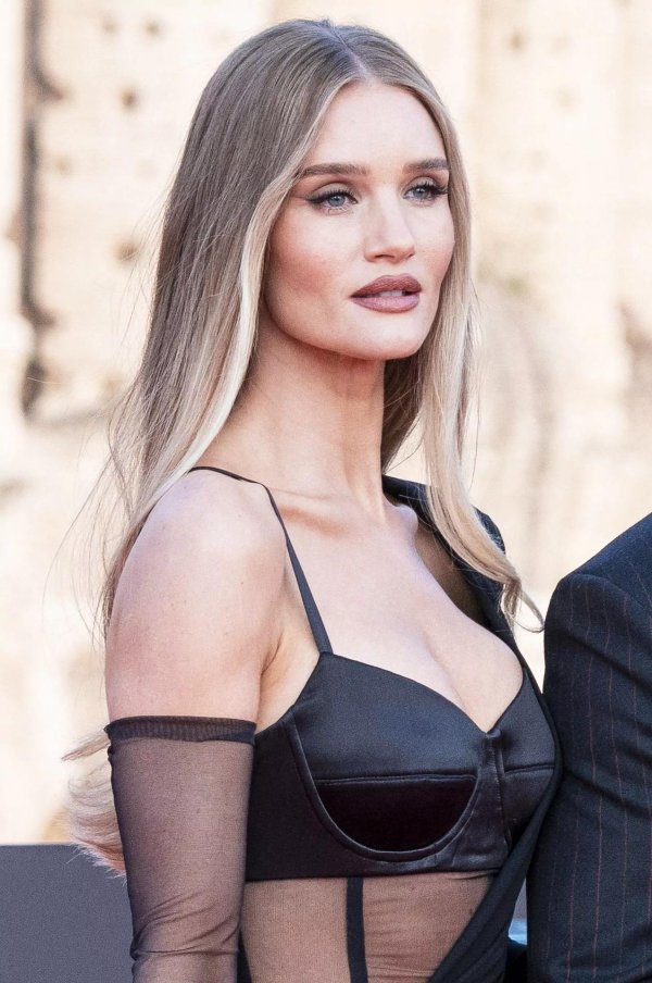 Роузи хантингтон уайтли, Роузи хантингтонуайтли, Rosie huntington whiteley
