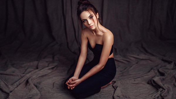 Очаровательная Kseniya Klimenko с соблазнительной фигурой