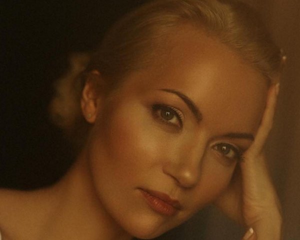 Талантливая актриса Анастасия Гулимова в интимных рассказах о жизни