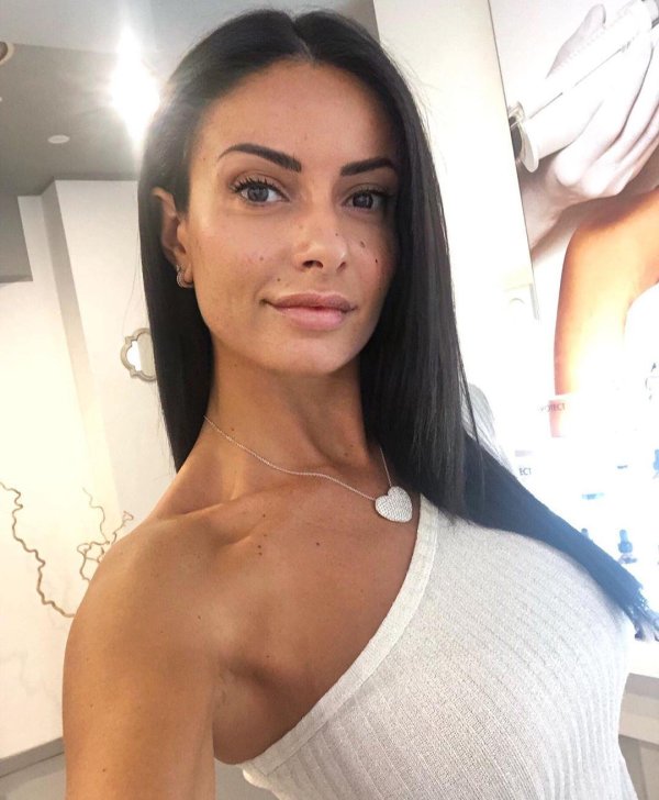 Моника бертини, Monica bertini, Девушка