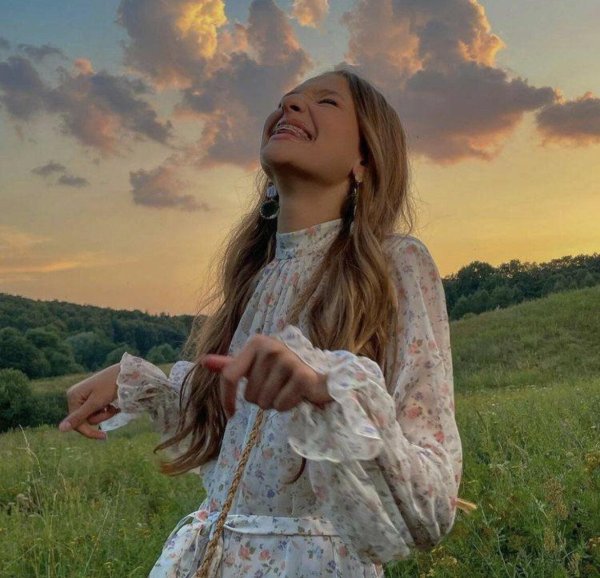 Анохина лиза