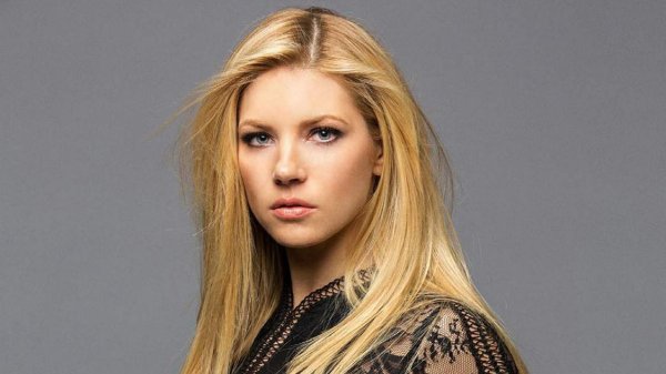 Кэтрин уинник, Кэтрин уинник лагерта, Katheryn winnick