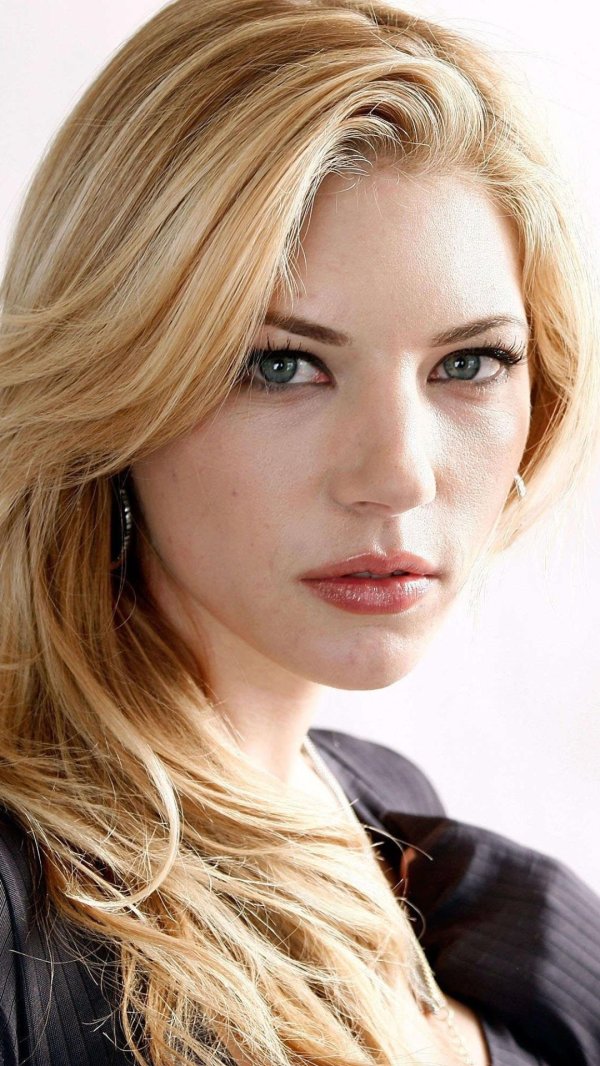 Кэтрин уинник, Кэтрин винник, Katheryn winnick vikings