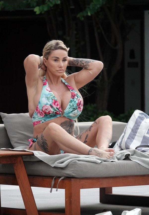 38 лет бикини, Katie price бикини, Katie price
