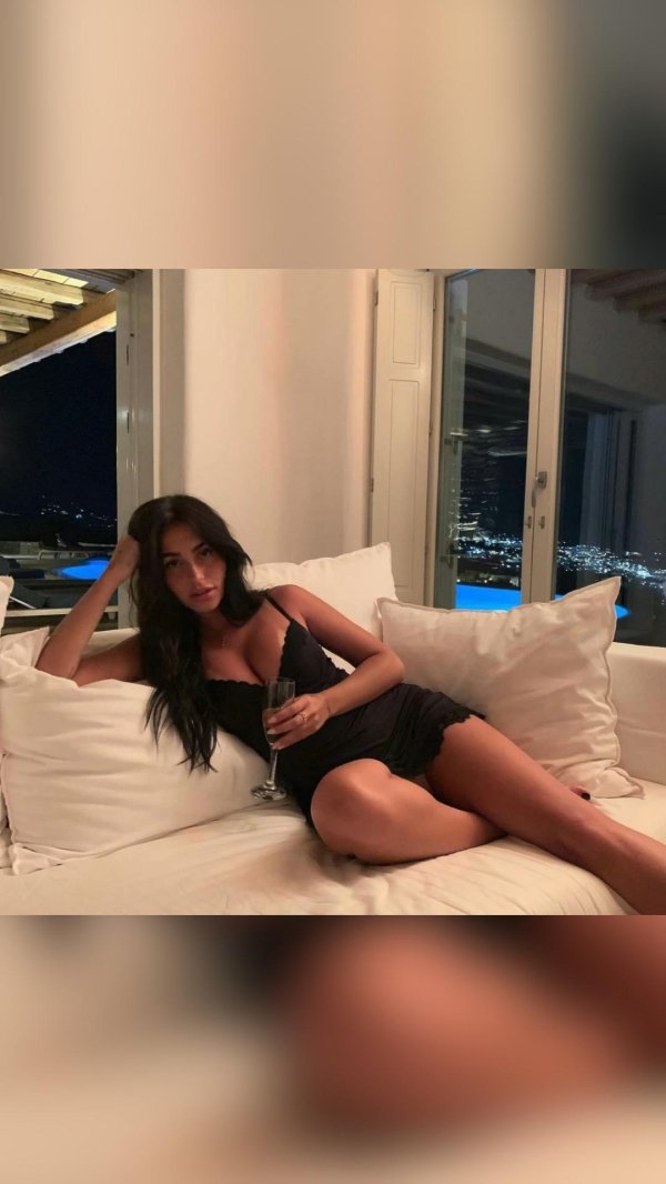 Claudia tihan, Клаудия tihan, Девушка