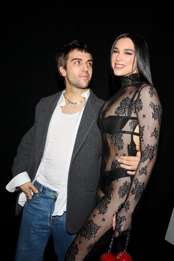 Стильная Dua Lipa на Milan Fashion Week