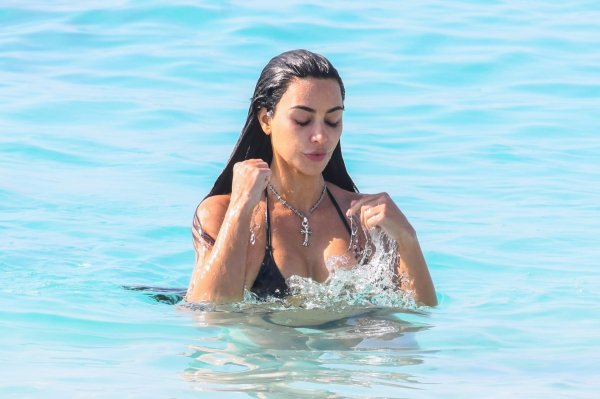 Kimberly kardashian, Ким кардашьян на пляже, Ким кардашян в бикини