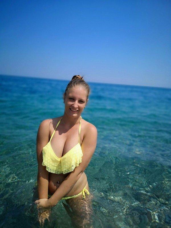 Дженнифер амтон, Jennifer amton, Большая девушка