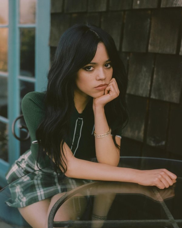 Уэнсдей дженна ортега, Ортега дженна, Jenna ortega wednesday