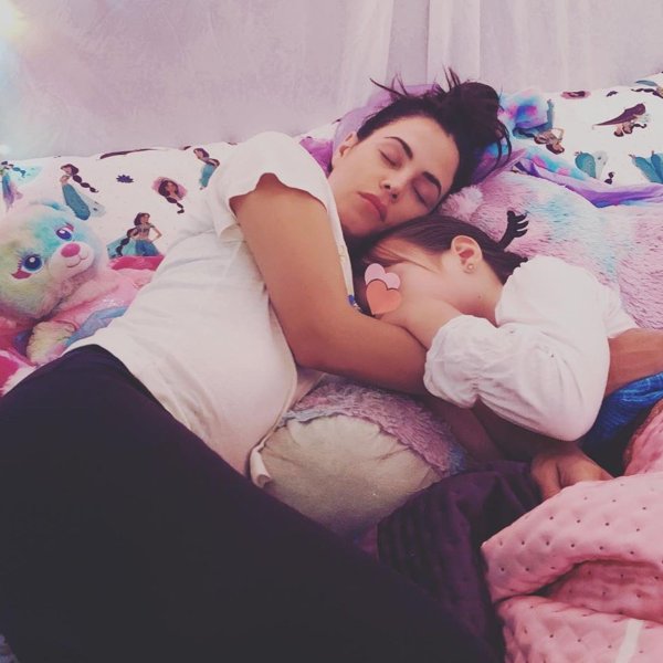 Джена деван татум, Sleeping daughter, Дженна деван