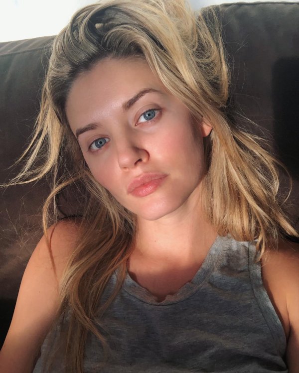 Jenna b kelly, Девушка, Jenna kelly