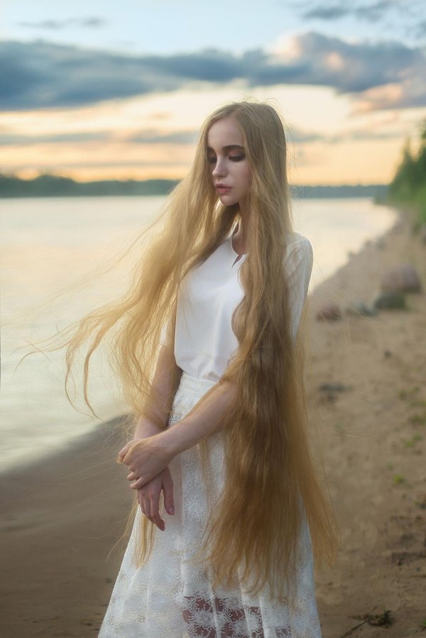 Алена мерцалова русалка, Девушка с длинными светлыми волосами, Красивые длинные волосы