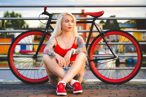 Ксения чеканова велосипедистка, Девушка на велосипеде, Красивые девушки на велосипеде
