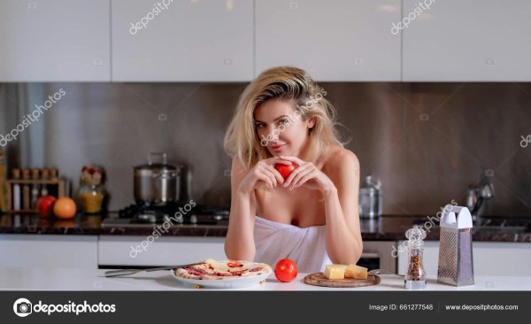 Девушка, Сексуальная домохозяйка, Домохозяйка на кухне