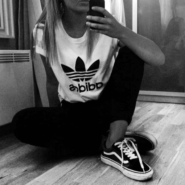 Девушка в адидасе, Девушка в спортивном костюме, Adidas originals