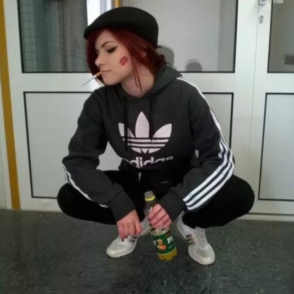 Девушка гопник, Adidas tracksuit gopnik, Девушка в спортивном костюме