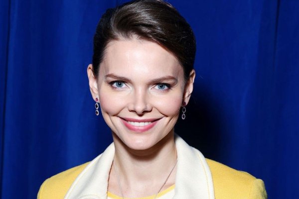 Очаровательная актриса Елизавета Боярская открыта