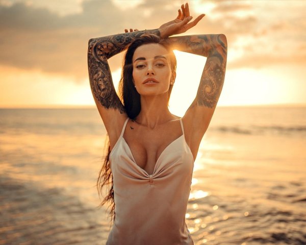 Анна сахарова, Девушка, Красивые девушки с татуировками