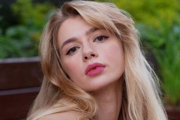 Успешная актриса Анастасия Уколова с яркой биографией