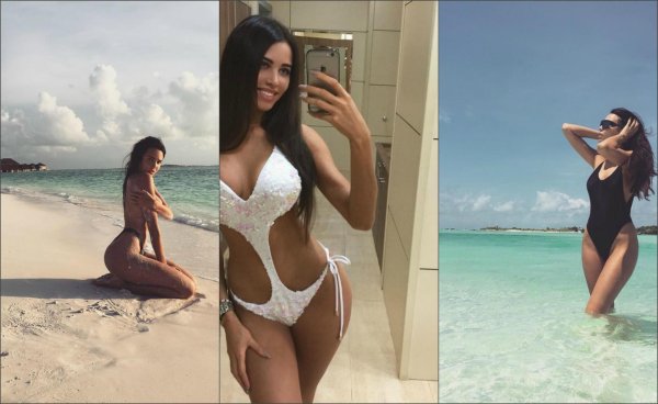 Анастасия Решетова в купальнике без фотошопа показывает натуральный образ