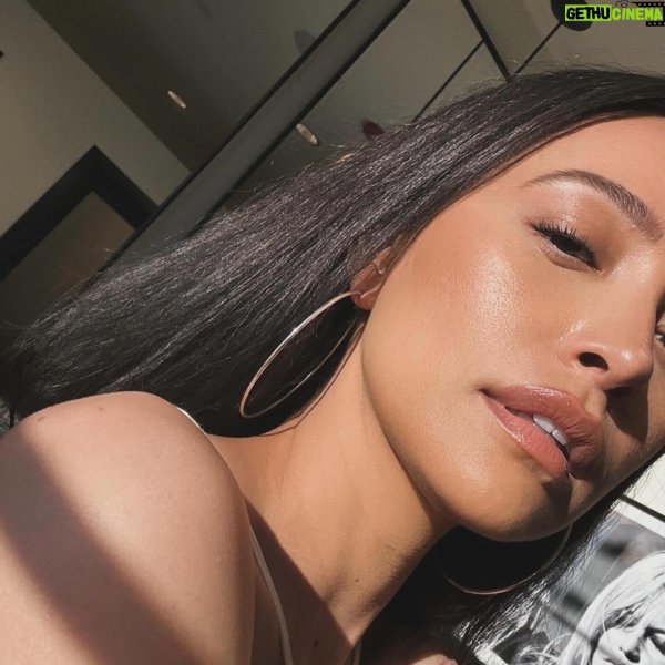 Shay mitchell, Макияж идеи, Девушка