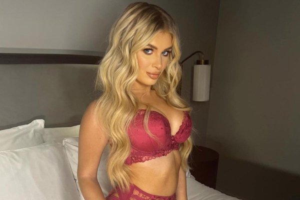 Liberty lingerie, Меган бартон хэнсон, Девушка
