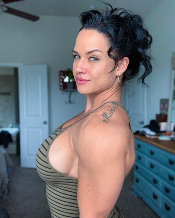 Jenna gray и Renee enos фитоняшки