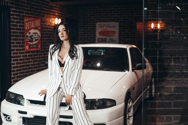 Nissan skyline настя туман, Девушка с машиной, Настя туман