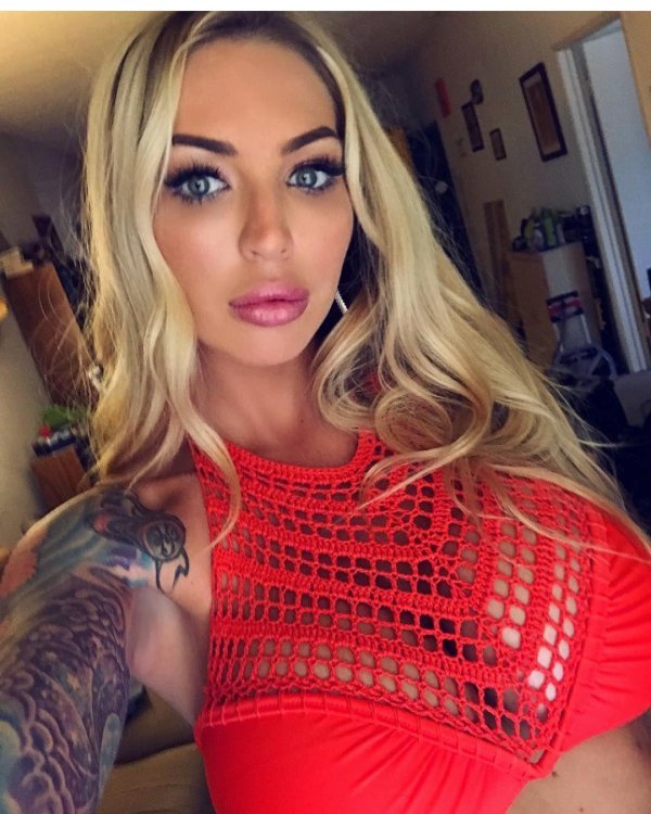 Megan Daniels с Lauren Rose девушка горячая