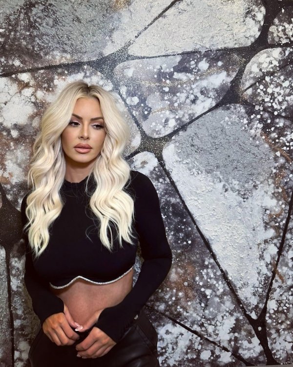 Хлое кардашьян, Хлое александра кардашьян, Kimberly kardashian