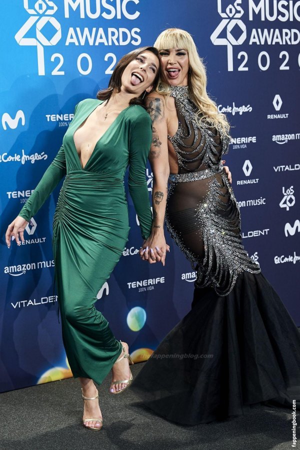 Даниэла сантьяго, Лола родригес, Los music awards