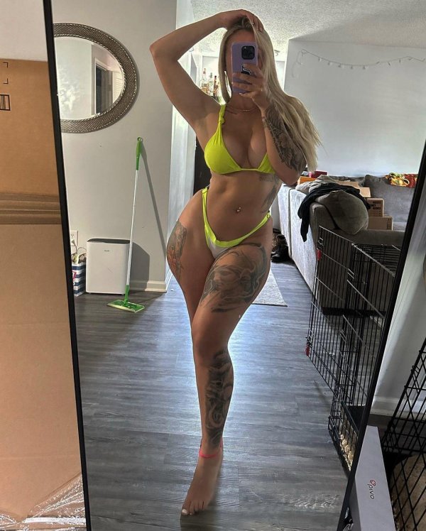 Leah mifsud, Девушка, Соблазнительные бикини