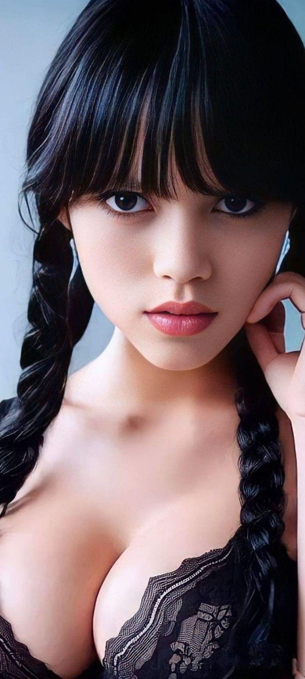 Красивая азиатская девушка, Откровенная девушка, Брюнетка