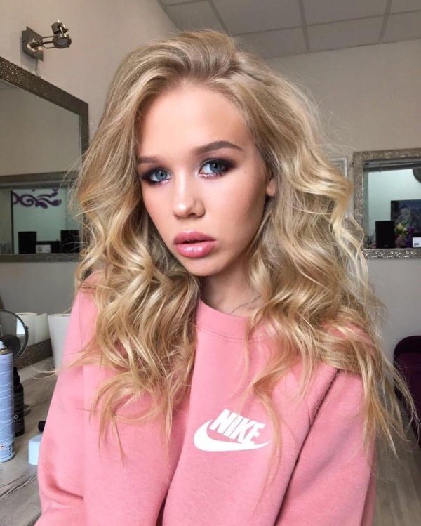 Lisa barysheva, Елизавета барышева, Девушка