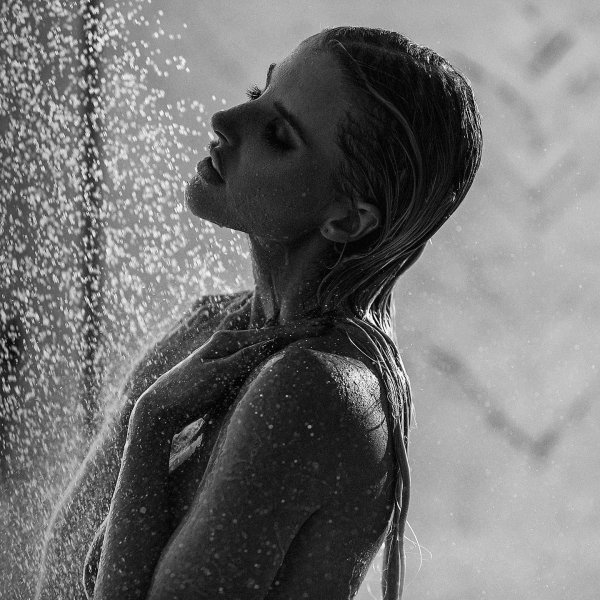 Девушка в душе фотосессия интимные моменты водной страсти