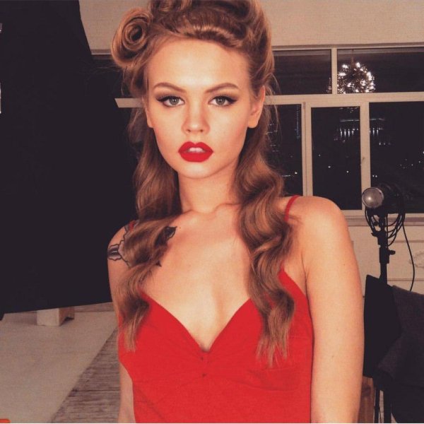 Anastasiya scheglova, Anastasia shcheglova, Голливудская прическа